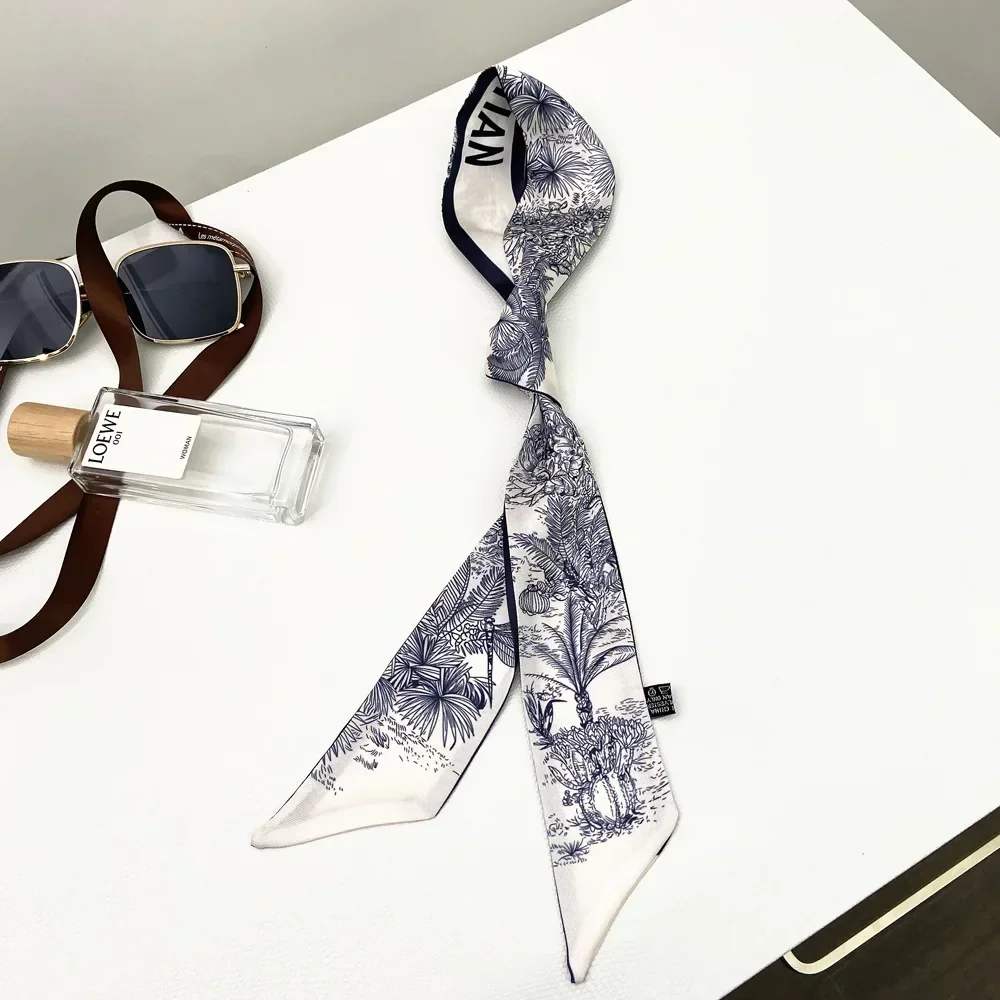 وشاح شريطي ممتد، باندانا وحقيب - مراجعة Travel Accessories Aesthetic وسعره